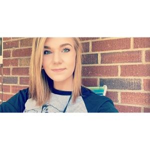 Meet your Posher, Ashley